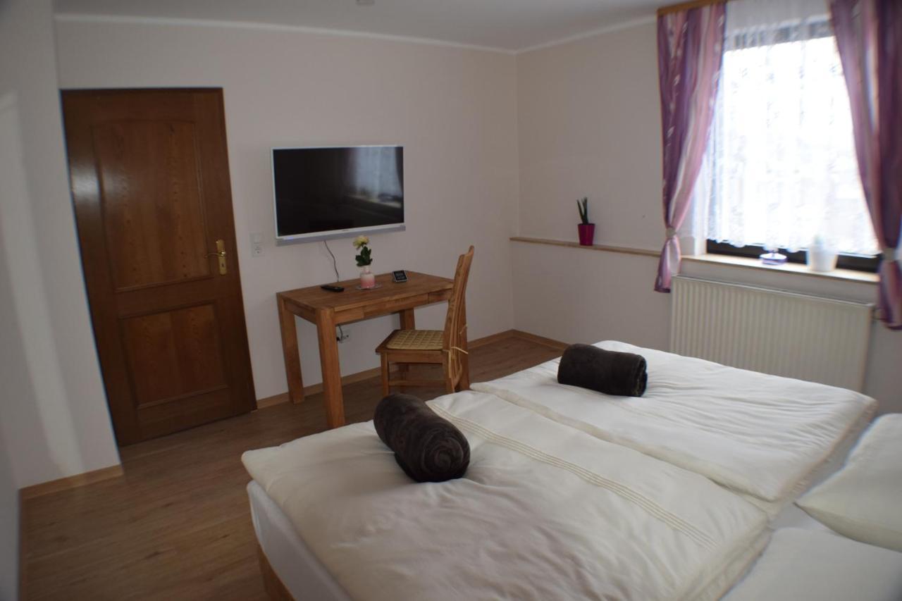 Hotel Buergergesellschaft Betzdorf Екстериор снимка